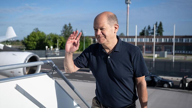 Bei der ersten Afrika-Reise von Bundeskanzler Olaf Scholz, ist Senegal die erste Station, bevor es anschließend weiter nach Niger und Südafrika geht. Bei der ersten Afrika-Reise von Bundeskanzler Olaf Scholz, ist Senegal die erste Station, bevor es anschließend weiter nach Niger und Südafrika geht.