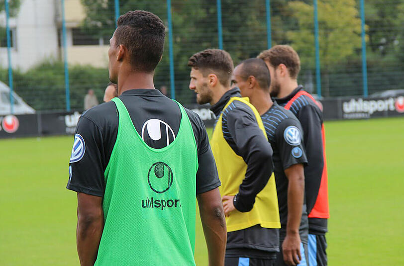 Valdet Rama ist seit Freitag ein Löwe. Die Bilder von seinem ersten Training bei TSV 1860 München.