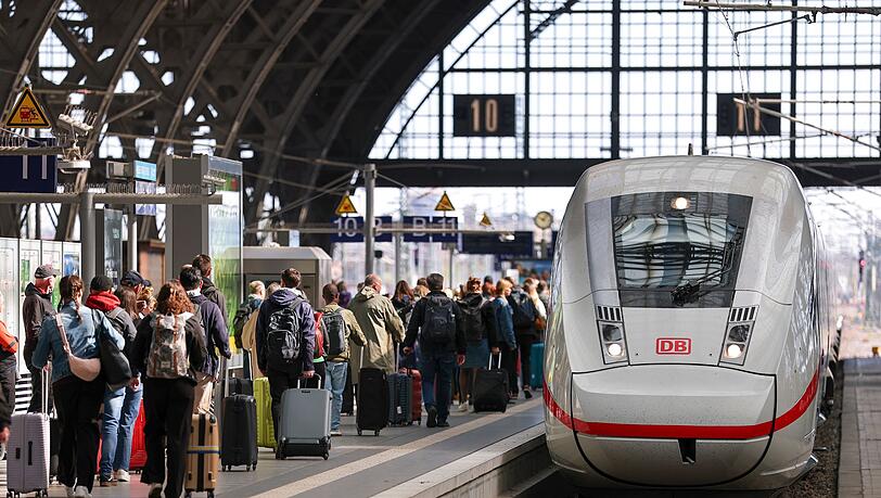 F&uuml;r den Fernverkehr der Bahn gibt es eine neue Fahrscheinvariante. (Symbolbild)