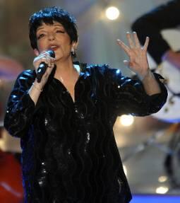 ... und auch Sängerin Liza Minelli suchte sich Hilfe
