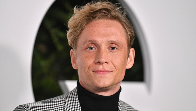 Matthias Schweighöfer dreht demnächst wieder in Hollywood. Im nächsten "Conjuring"-Film hat er sich eine Rolle gesichert. Matthias Schweighöfer dreht demnächst wieder in Hollywood. Im nächsten "Conjuring"-Film hat er sich eine Rolle gesichert.