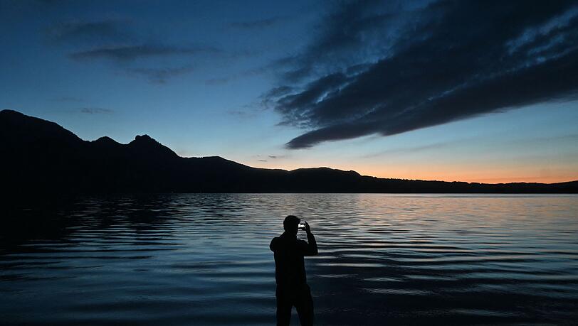 Abendstimmung am Kochelsee. Abendstimmung am Kochelsee.