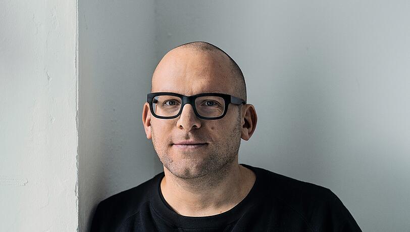 Autor Roland Schulz. Autor Roland Schulz.