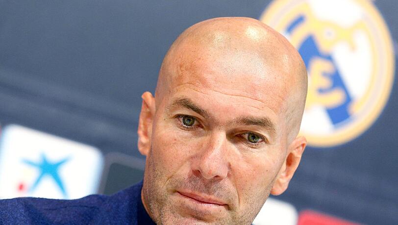 Zinédine Zidane, ehemaliger französischer Nationalspieler und Trainer von Real Madrid, nimmt an einer Pressekonferenz teil.
