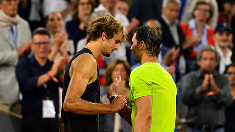 Giganten-Duell - aber diesmal schon in Runde eins: Alexander Zverev (l.) und Rafal Nadal.