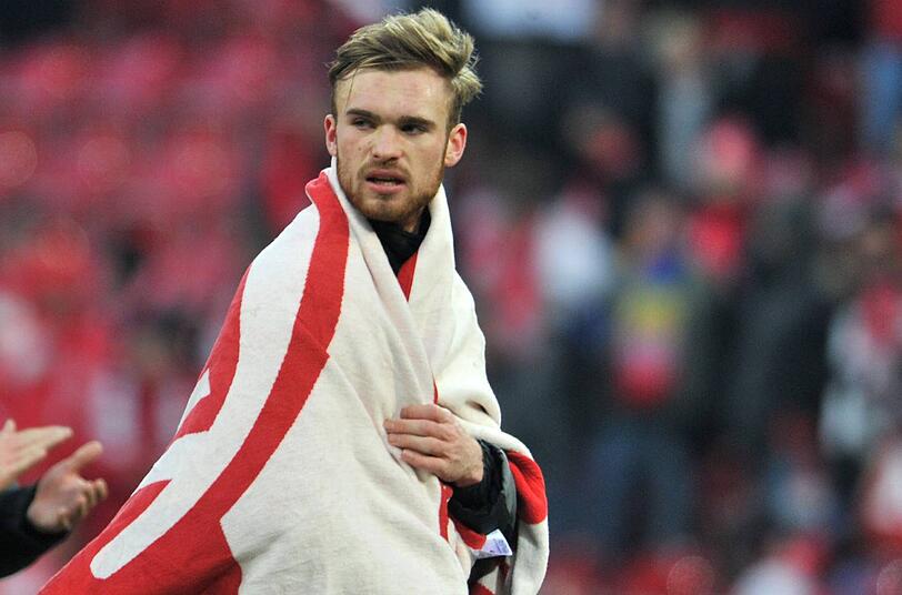 Jan Kirchhoff wechselt im Sommer 2013 vom 1. FSV Mainz 05 zum FC Bayern, unterschreibt bis 2016.