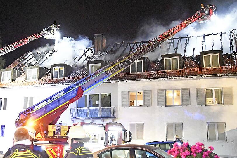 Bilder vom Feuerwehreinsatz in Obermenzing.
