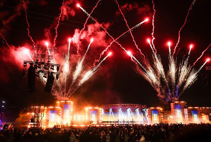 Das ZDF &uuml;bertrug die Silvestershow diesmal aus Hamburg.