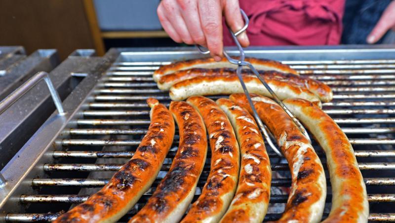 Die Bratwurst ist nicht nur eine traditionelle Speise der Thüringer, sie ist auch ein Wirtschaftsfaktor. Die Bratwurst ist nicht nur eine traditionelle Speise der Thüringer, sie ist auch ein Wirtschaftsfaktor.