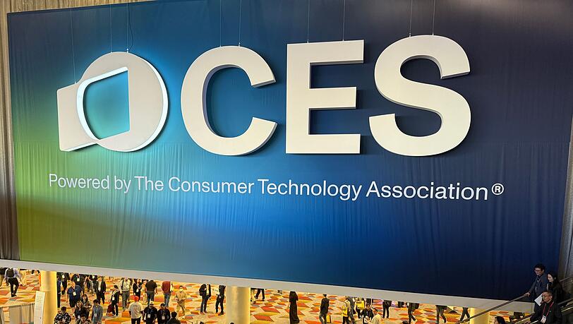 Samsung will mit dem massiven KI-Einsatz seine Konkurrenten auf Abstand halten, k&uuml;ndigte der s&uuml;dkoreanische Elektronikriese auf der CES an.