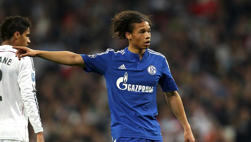 Tor mit 70-Meter-Anlauf: Schalke-Talent Leroy Sané. Tor mit 70-Meter-Anlauf: Schalke-Talent Leroy Sané.