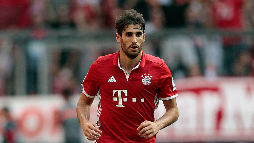 Javier Martinez ersetzt den verletzten Jerome Boateng. Javier Martinez ersetzt den verletzten Jerome Boateng.