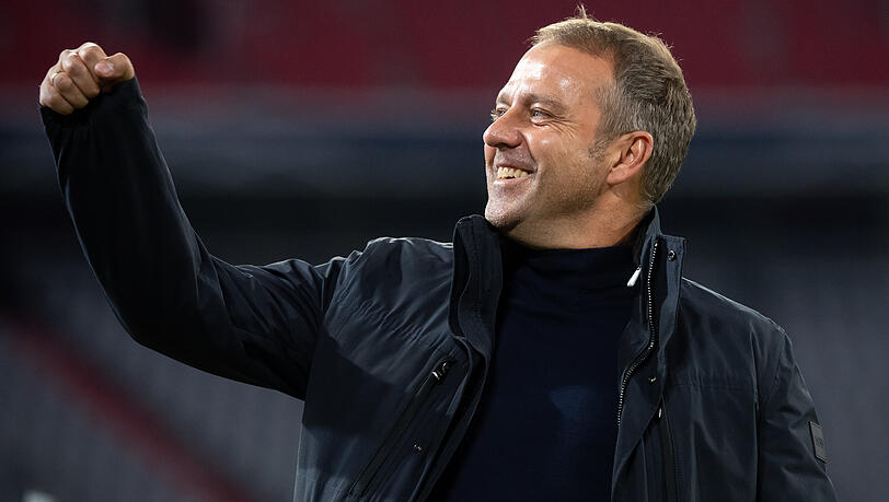 "Hansis Akzeptanz bei allen ist derzeit das Erfolgsgeheimnis. Sie folgen ihm bedingungslos, weil er auftritt, wie er auftritt", sagt Kölns Sport-Geschäftsführer Horst Heldt über Bayern-Trainer Hansi Flick.