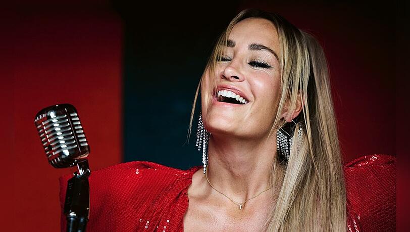 Sarah Connor veröffentlicht mit "Not So Silent Night" ein neues Weihnachtsalbum.