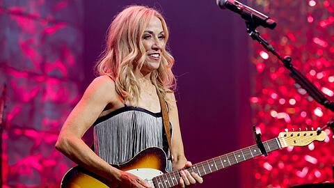 Sheryl Crow ver&ouml;ffentlicht mit "Pick Me Up" ein neues Album.