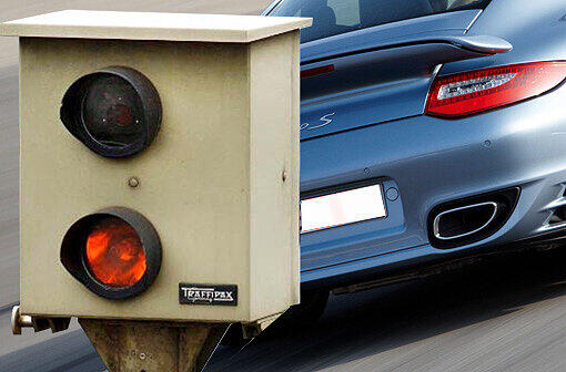 Mit einem Porsche Turbo war ein Kaufmann mit unglaublichen 136 Sachen auf dem Altstadtrinf unterwegs (Symbolbild)