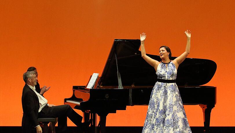 Malcolm Martineau_und Anna Netrebko im Nationaltheater. Malcolm Martineau_und Anna Netrebko im Nationaltheater.