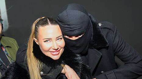 Nina Anhan und Haftbefehl: Ihren Ehering tr&auml;gt sie aktuell nicht, die Hoffnung hat sie nicht aufgegeben.