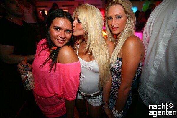 Auch im Crowns Club ging's zur Sache. Mehr Bilder unter: www.nachtagenten.de.
