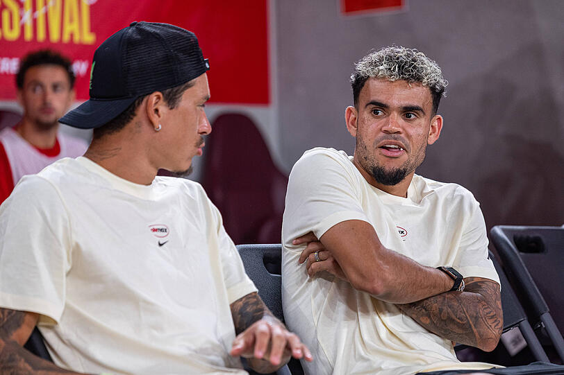 Von Liverpool zum FC Bayern: Luis Díaz (r).
