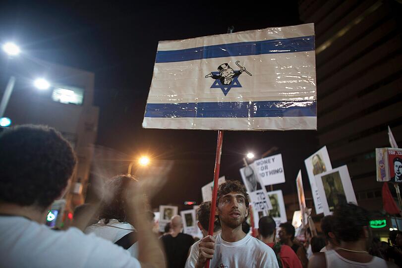 Hunderttausende Israelis haben im ganzen Land gegen soziale Missstände protestiert.