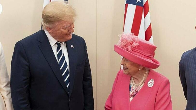 Donald Trump und Queen Elizabeth II. bei einem Treffen
