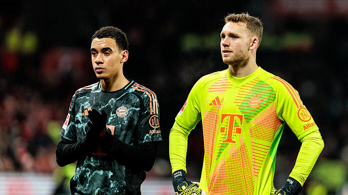 Daniel Peretz (r.) fehlt den Bayern länger, beim erkrankten Jamal Musiala könnte es für einen Platz im Kader reichen.