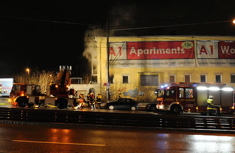 In diesem Abbruchgebäude war das Feuer ausgebrochen.