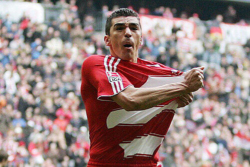 Kam von Bayer zu Bayern: Brasiliens Abwehrchef Lucio.