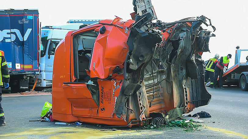 Weitere Bilder von der Unfallstelle.