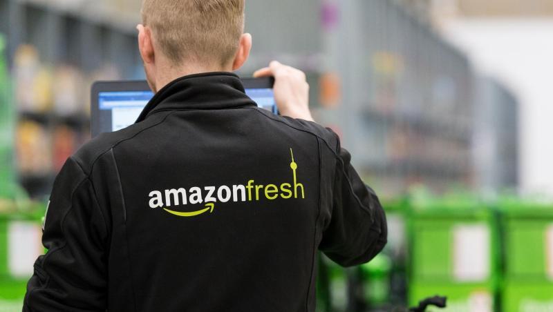"Sortiment und Lieferung können aufgrund erhöhter Nachfrage vorübergehend eingeschränkt sein": Auch Amazon muss dem Kundenansturm Tribut zollen. "Sortiment und Lieferung können aufgrund erhöhter Nachfrage vorübergehend eingeschränkt sein": Auch Amazon muss dem Kundenansturm Tribut zollen.