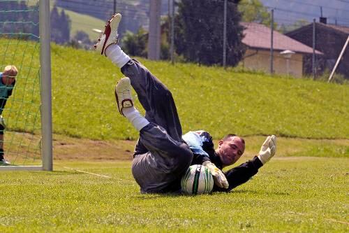 Auch im Tor kein Bayer: Gabor Kiraly bei der Übungseinheit in St. Johann.