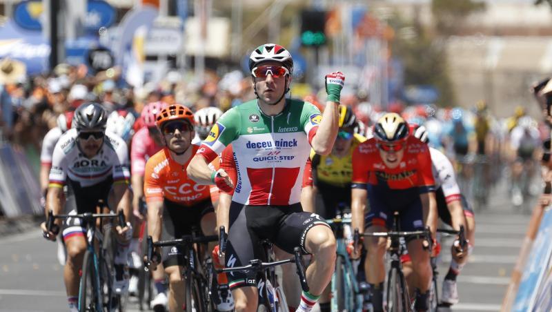 Elia Viviani (vorne) war in Adelaide nicht zu schlagen. Elia Viviani (vorne) war in Adelaide nicht zu schlagen.