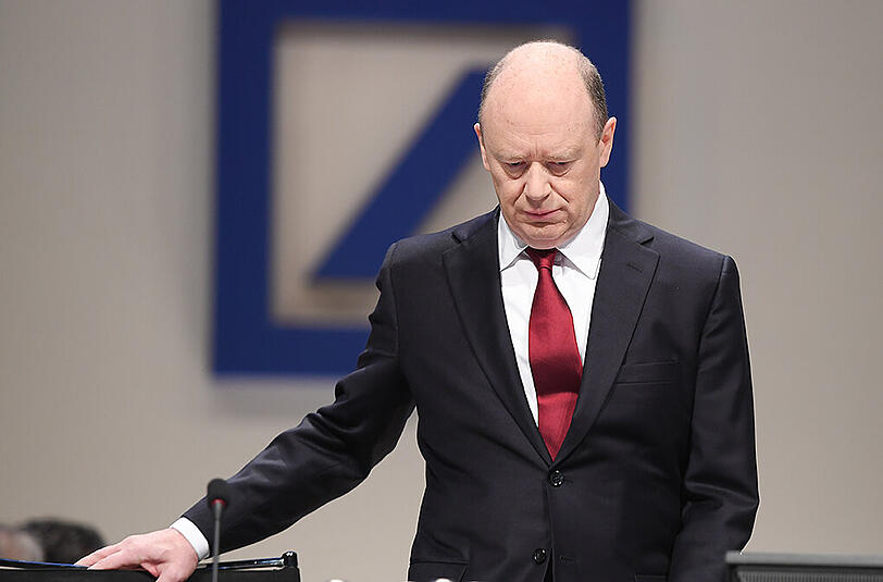 Der Chef der Deutschen Bank, John Cryan, sieht das Finanzinstitut bei der Aufarbeitung von Altlasten auf der Zielgeraden. Foto: Arne Dedert