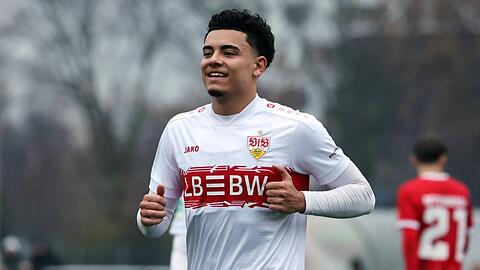 Gabriel Zarrella bleibt dem VfB erhalten.