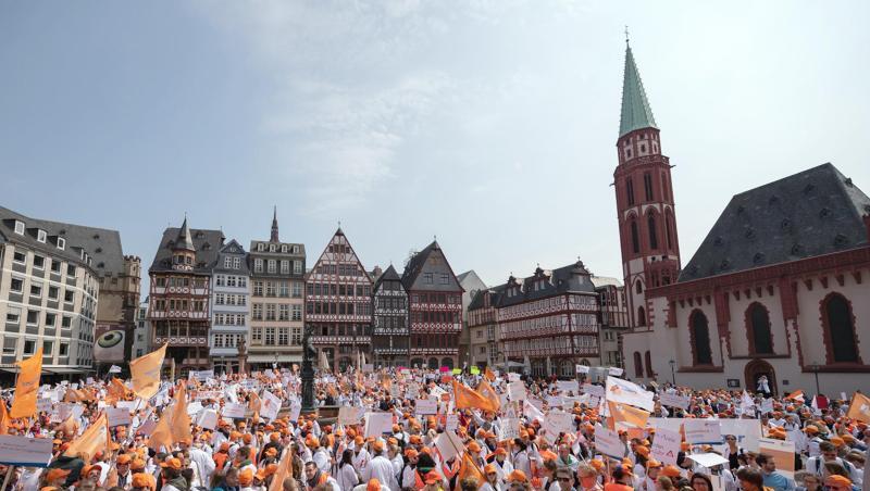 Klinikärzte streiken in Frankfurt am Main. Klinikärzte streiken in Frankfurt am Main.