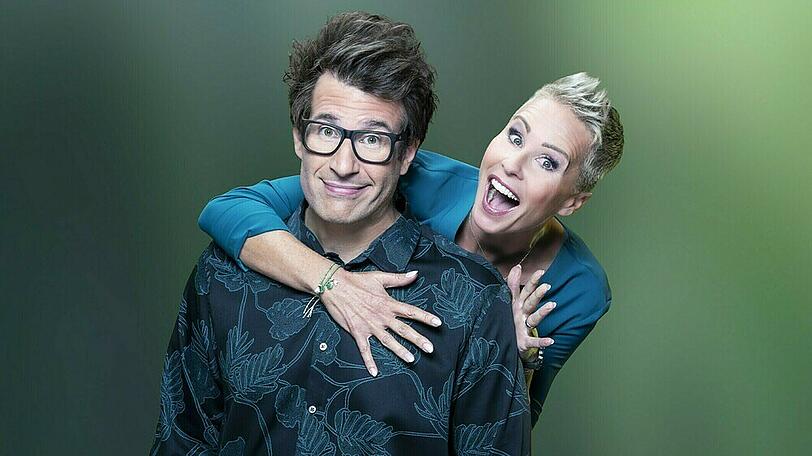 Daniel Hartwich und Sonja Zietlow moderieren traditionell das Dschungelcamp.