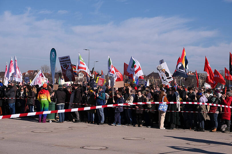200.000 Menschen kamen laut Polizei zur Demonstration, die Veranstalter sprachen sogar von 320.000 Teilnehmern,