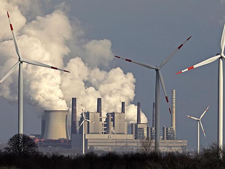 Der Bundesrat will, dass sich der Vermittlungsausschuss mit dem Klimapaket der Bundesregierung befasst.