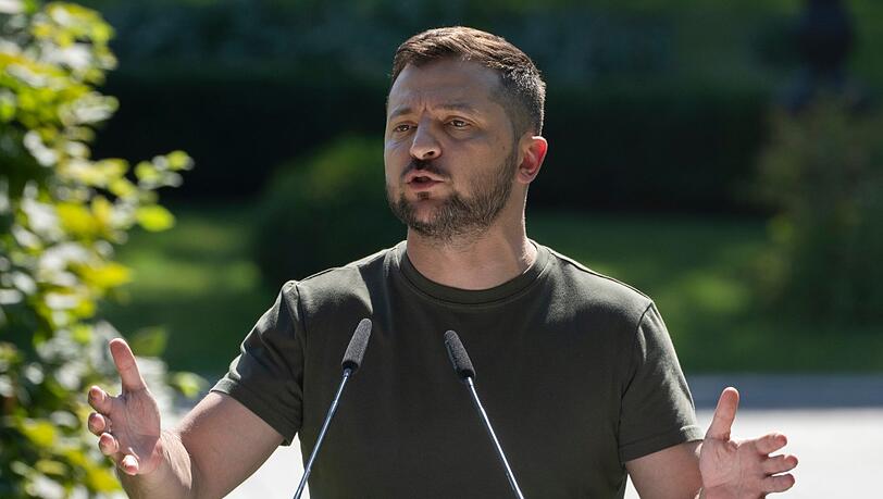 Der ukrainische Präsident Wolodymyr Selenskyj spricht im Zusammenhang mit Nord Stream 2 von "absurden Äußerungen" in Deutschland.