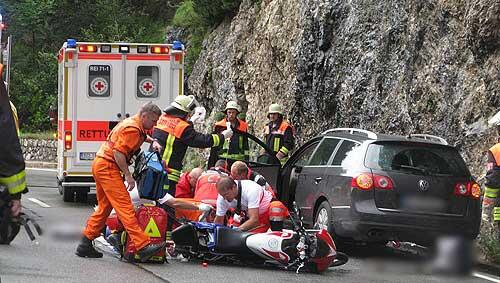 Schrecklicher Unfall: Ein 16-Jähriger stirbt bei einem Motorradunfall Schrecklicher Unfall: Ein 16-Jähriger stirbt bei einem Motorradunfall