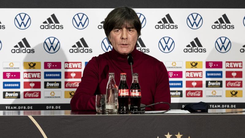 Die Zustimmung für Bundestrainer Joachim Löw in der Bevölkerung sinkt.