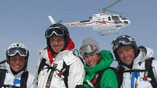 Der Jubilar im Kreise seiner Liebsten: Christian Neureuther (rechts), der am Dienstag (28. April) seinen 60. Geburtstag feiert, mit Tochter Ameli, Sohn Felix und Ehefrau Rosi Mittermaier (von rechts). Der Jubilar im Kreise seiner Liebsten: Christian Neureuther (rechts), der am Dienstag (28. April) seinen 60. Geburtstag feiert, mit Tochter Ameli, Sohn Felix und Ehefrau Rosi Mittermaier (von rechts).