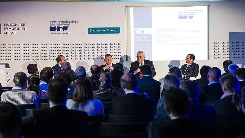 Auf der Münchner Immobilienmesse ist viel geboten.
