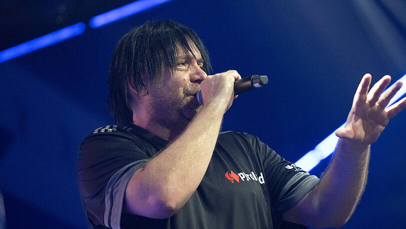 Ballermann-Star Ikke H&uuml;ftgold spricht in der AZ &uuml;ber Dieter Bohlen und DSDS.