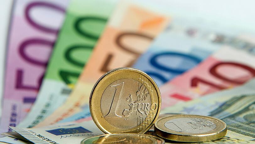 Durch die gute Wirtschaftslage nimmt der Staat heuer deutlich mehr an Steuern ein, als kalkuliert. Durch die gute Wirtschaftslage nimmt der Staat heuer deutlich mehr an Steuern ein, als kalkuliert.