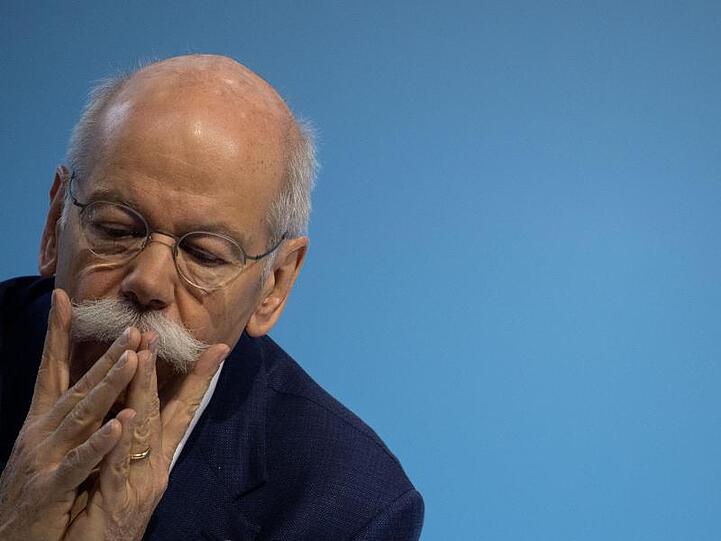 Dieter Zetsche, Vorstandsvorsitzender der Daimler AG nimmt an der Bilanz-Pressekonferenz des Unternehmens teil.