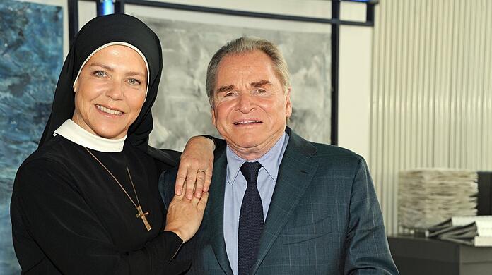 Janina Hartwig und Fritz Wepper in "Um Himmels Willen".
