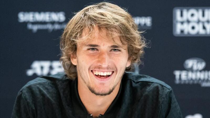 Alexander Zverev hat in der ersten Runde in Stuttgart zunächst ein Freilos. Alexander Zverev hat in der ersten Runde in Stuttgart zunächst ein Freilos.