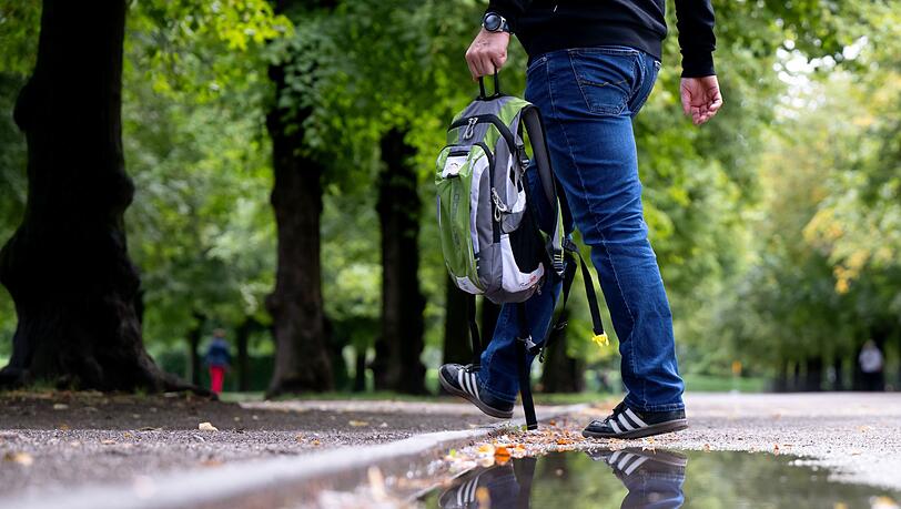 Während Juni und August sehr trocken waren, fiel vor allem im Juli viel Regen.
